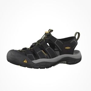 Keen Newport H2 Water hiking walking BLACK Sandals men 9 EUC